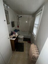 1104 N 5th St, Unit 1 Bed in Mankato, MN - Building Photo - Building Photo