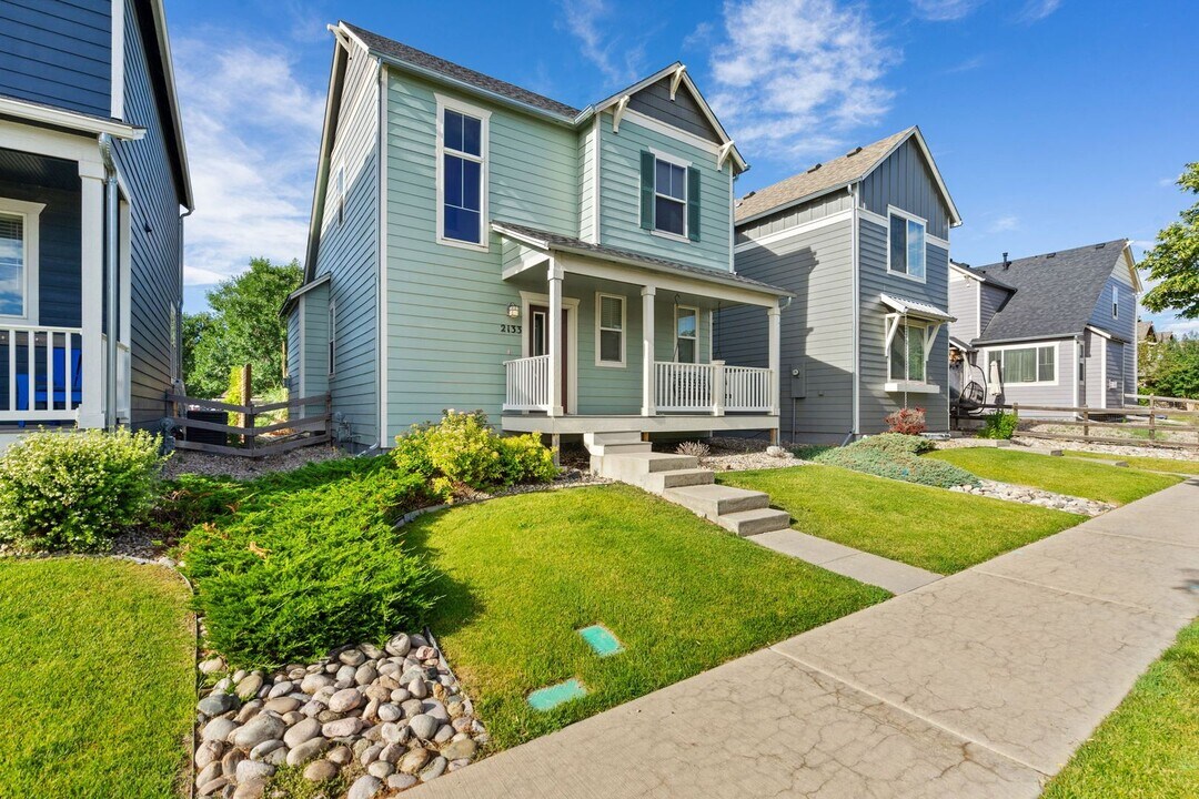 2133 Nancy Gray Ave in Fort Collins, CO - Building Photo