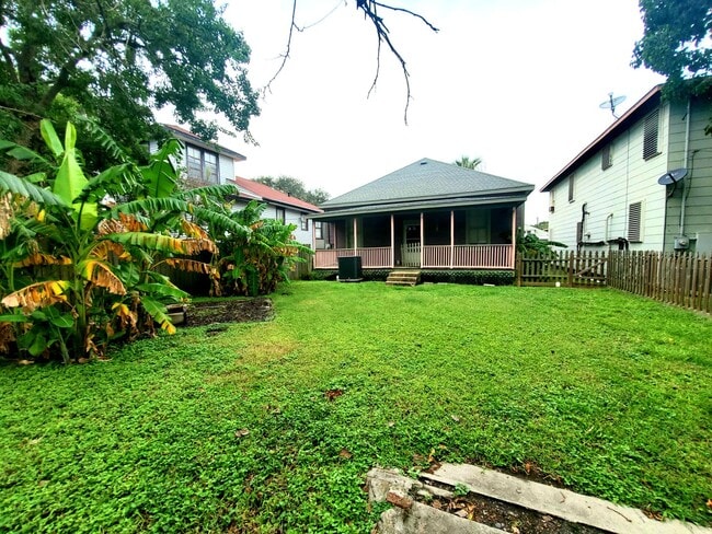 3117 Avenue Q in Galveston, TX - Building Photo - Building Photo