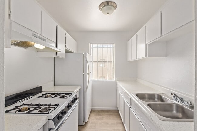 222 E Cody Dr in Phoenix, AZ - Building Photo - Building Photo