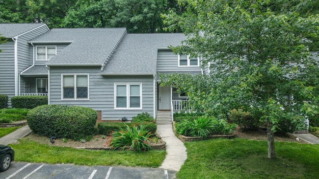 107 Abbots Glen Ct in Cary, NC - Building Photo - Building Photo
