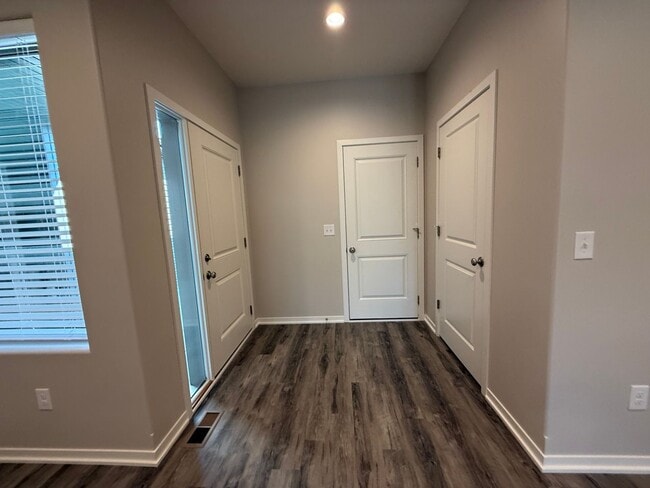 8812 Bristlecone Dr in Lincoln, NE - Building Photo - Building Photo