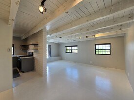335 Otero St in Santa Fe, NM - Building Photo