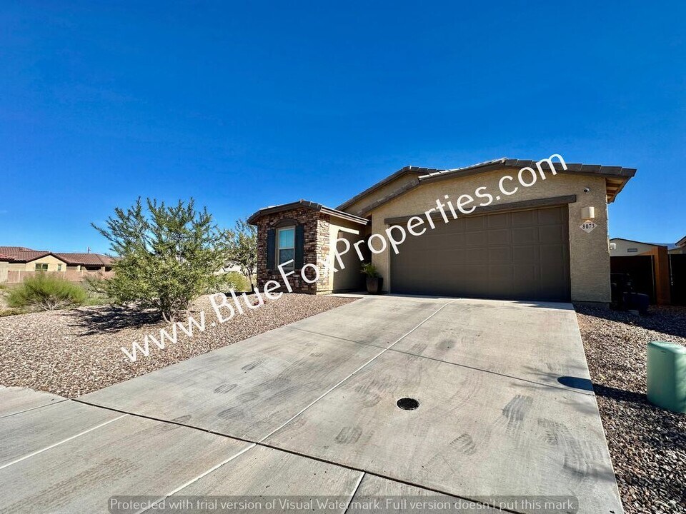 8073 S Jaeger Pl in Tucson, AZ - Building Photo