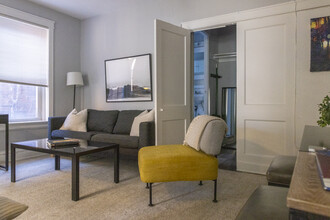 Euclid+Pine in St. Louis, MO - Building Photo - Building Photo