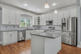 1034 Hubbard St SW in Atlanta, GA - Building Photo - Building Photo