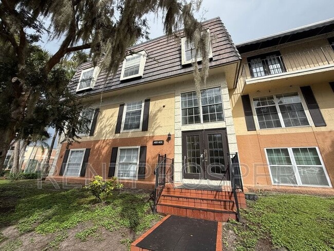 property at 4031 Versailles Dr