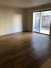 2482 Avignon Cir in Santa Rosa, CA - Building Photo - Building Photo