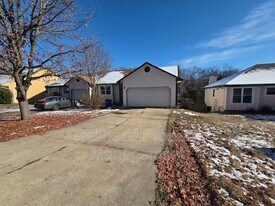 8307 Woodson Dr in Raytown, MO - Building Photo