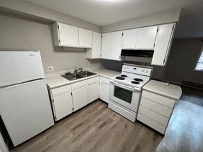 Kiwanis Park Apartments in Missoula, MT - Building Photo - Interior Photo