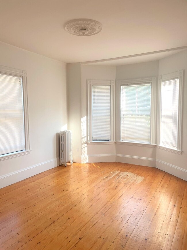 30 Healey St, Unit 2