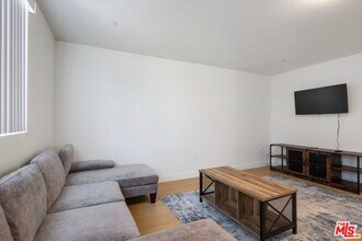 1444 E 20th St in Los Angeles, CA - Building Photo - Building Photo