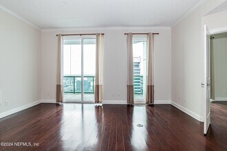 1431 Riverplace Blvd, Unit 3403 in Jacksonville, FL - Building Photo - Building Photo
