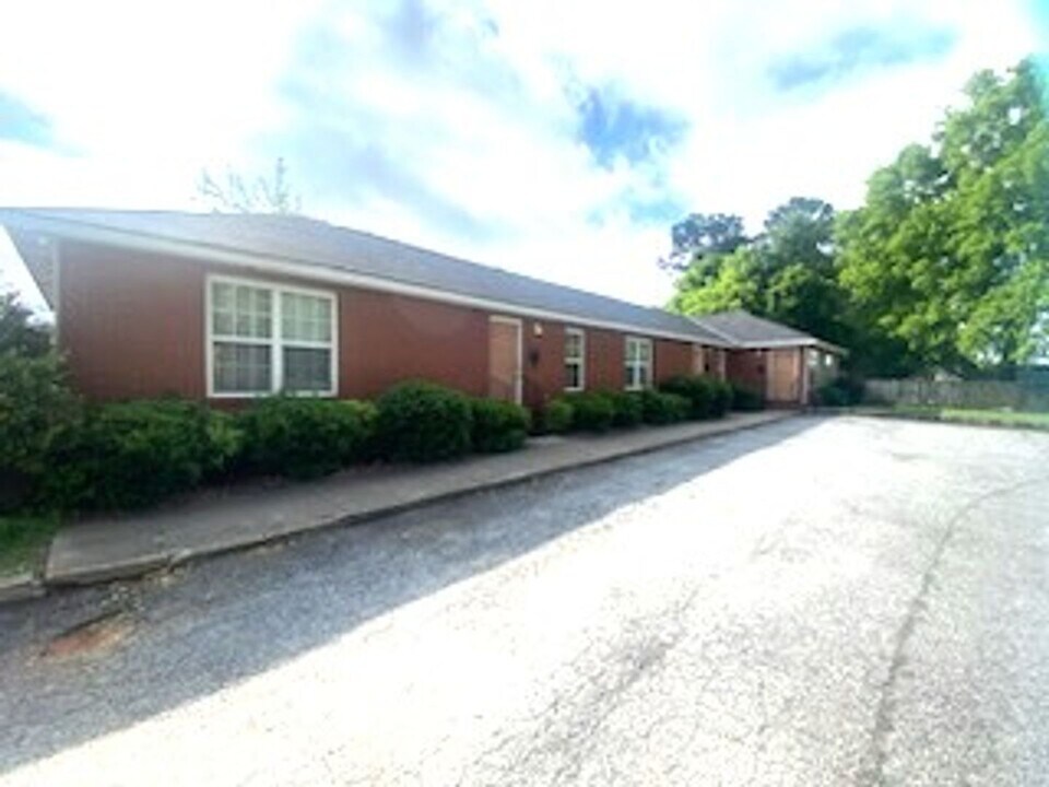 2052 7th St in Columbus, GA - Building Photo