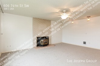 606 74th St SW in Everett, WA - Building Photo - Building Photo