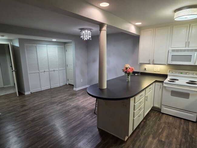 1108 N Milwaukee St in Milwaukee, WI - Building Photo - Building Photo