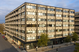 9319-9323 De L'esplanade Av in Montréal, QC - Building Photo - Building Photo