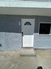 210 W Monroe Ave, Unit 210 W Monroe in Las Vegas, NV - Building Photo - Building Photo