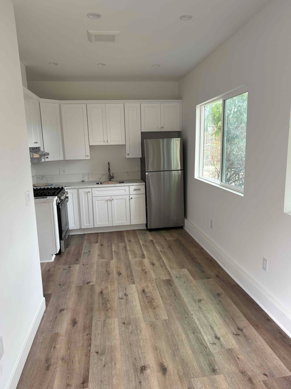 6219 Cleon Ave in Los Angeles, CA - Building Photo - Building Photo