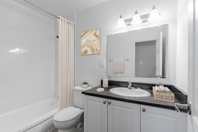 4383 Bathurst Street in Toronto, ON - Building Photo - Building Photo