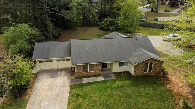 3016 Donavan Way in Decatur, GA - Building Photo - Building Photo