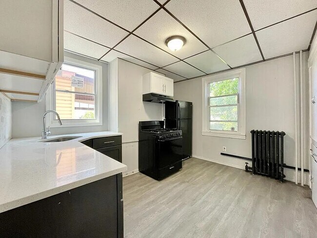 236 Danforth Ave, Unit 1