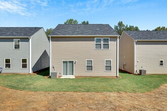 728 Wayfinder Run in Inman, SC - Building Photo - Building Photo