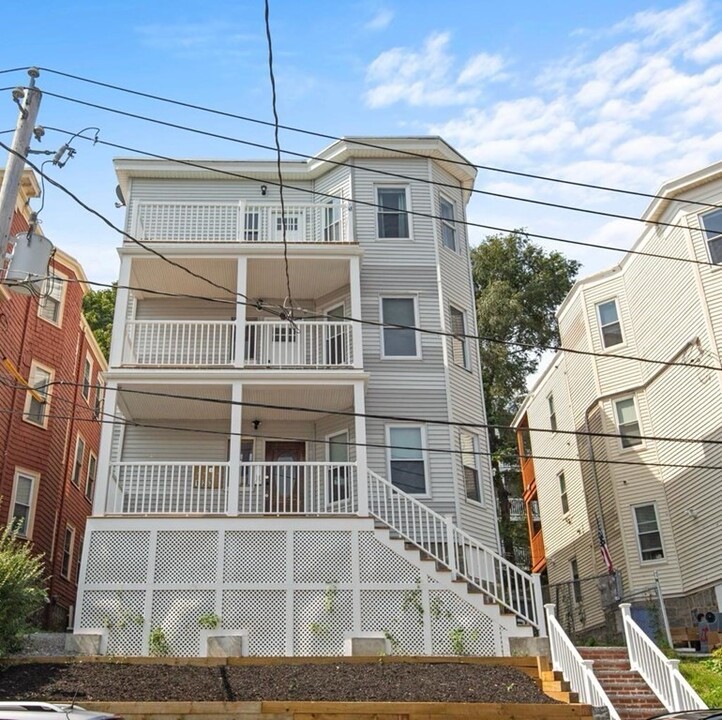 31 Juliette St, Unit 2 in Boston, MA - Building Photo
