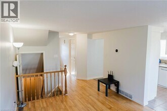 163 Highbrook St in Kitchener, ON - Building Photo - Building Photo