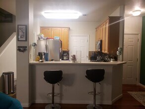 2100 Pipers Field Dr in Austin, TX - Building Photo - Building Photo