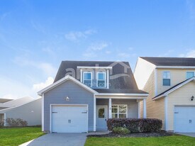 28 Thornbury Dr in Rocky Point, NC - Building Photo