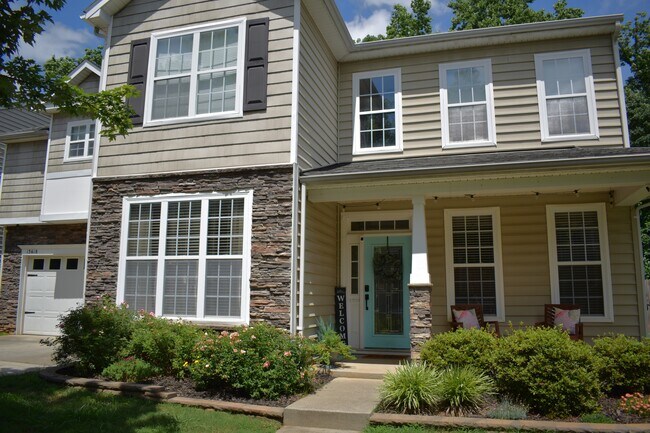property at 13618 Delstone Dr
