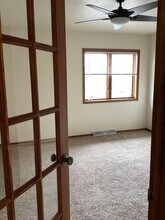 2305 Parmenter St, Unit Apt in Middleton, WI - Building Photo - Building Photo