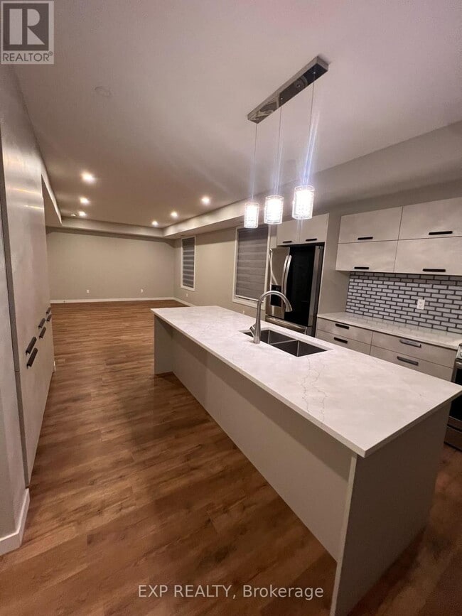 1371 Maxime St in Ottawa, ON - Building Photo - Building Photo