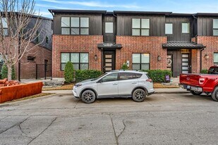 2825 Stanley Ave in Fort Worth, TX - Building Photo