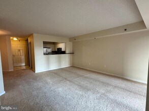 2181 Jamieson Ave in Alexandria, VA - Building Photo - Building Photo