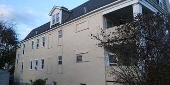 330 George St, Unit 1 in South Amboy, NJ - Building Photo