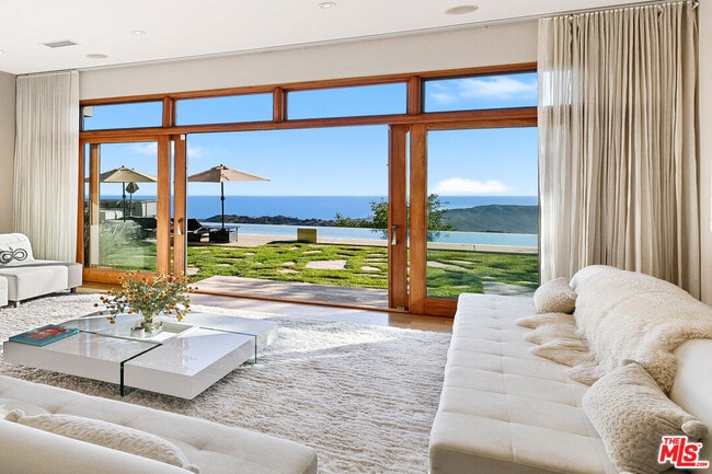 property at 301 Loma Metisse Rd