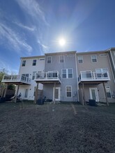 202 Barnwell Dr in Stafford, VA - Building Photo - Building Photo