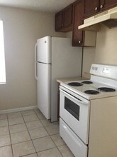 418 Spratley St in Kansas City, MO - Foto de edificio - Building Photo