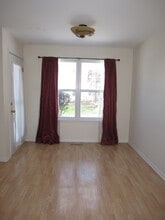 1020 Chaucer Ct in Elgin, IL - Building Photo - Building Photo