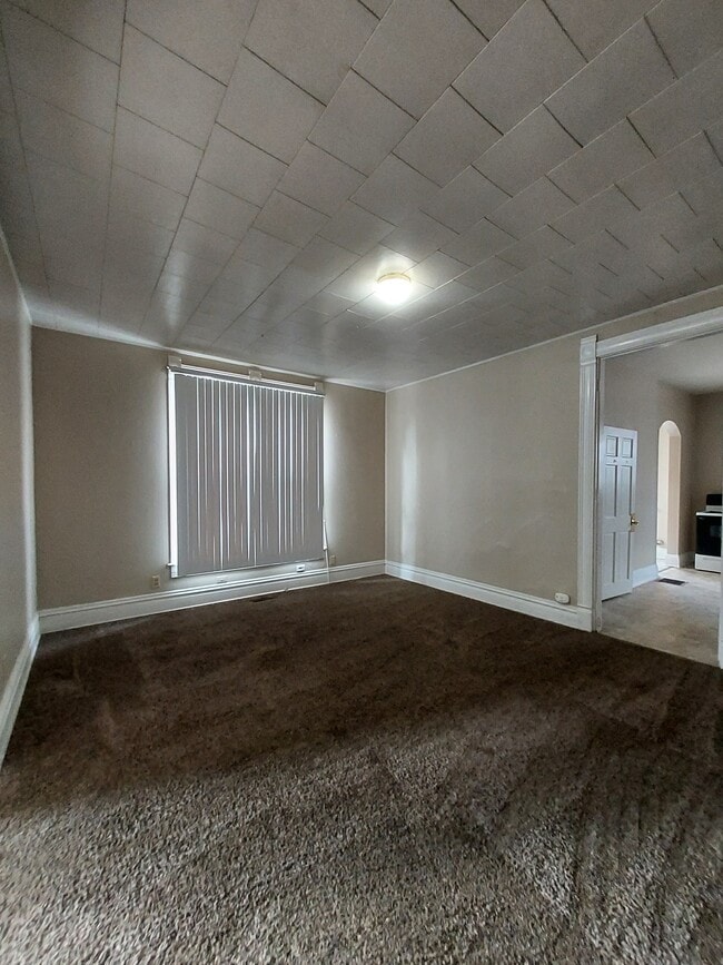 70 Fairfield Ave in Newark, OH - Building Photo - Building Photo