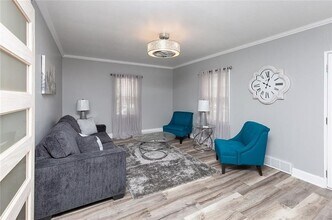 4124 3rd St in Des Moines, IA - Foto de edificio - Building Photo