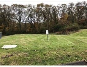 152 Turner Rd-Unit -14 in Holliston, MA - Foto de edificio - Building Photo