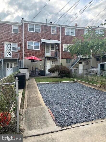 5125 Westland Blvd in Arbutus, MD - Building Photo
