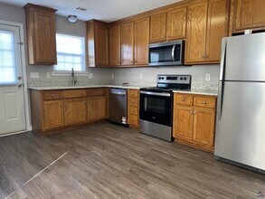 219 West Wrasling Way in Warner Robins, GA - Building Photo - Building Photo