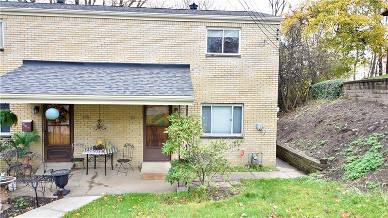 311 6th Ave in Carnegie, PA - Building Photo