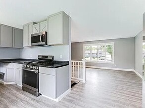 6695 Upper 167th St W in Rosemount, MN - Building Photo - Building Photo