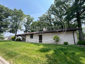1140 Ironwood Dr in Findlay, OH - Building Photo - Building Photo