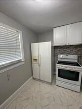 603 Hudson St in Greenville, NC - Building Photo - Building Photo